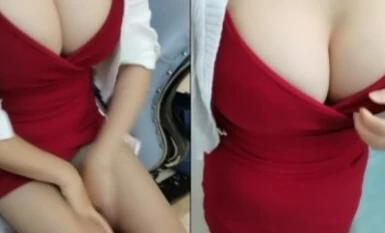 34岁极品爆乳阿姨：你先别着急嘛好不好，等一下嘛，我感觉好强烈的我快沦陷了啊啊啊啊！ 男：哇真骚，你多久没干了。