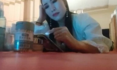 【持有無套內射執照的探花】，30多歲小少婦，深夜站街賺錢，出租屋激情爆操騷逼