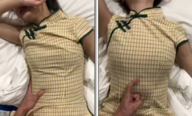 广东大叔与小萝莉，大叔鸡巴太大，第一次直接把小萝莉给操哭了！这种尖叫声好像只有破处女的时候才叫的这么销魂！