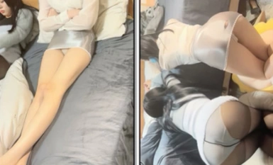 【初戀的香味】蘿莉禦姐極品身材，蜂腰翹臀，玉體特寫，鮑魚粉嫩讓人流口水，收益過萬香艷佳作