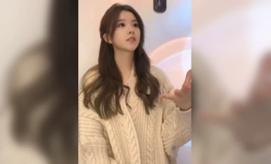 卡點光劍變身~各種露臉美眉一道光閃過正經小姐姐就變成反差婊子~還挺好玩的2