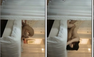 [Hammer, Tanhua] Isang batang babae na may matamis na ugali at malalaking suso, na itinutulak ang kanyang mga suso at nanliligaw sa kanya, ang nagkusa na sumakay sa kanya, at sinipsip ang kanyang malaking puwet mula sa likuran.