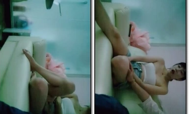 미스터 91 바오 스카우트 꽃] 168cm 다리, 데님 반바지 미스, 가슴은 독룡을 밀어 풀 세트를 돌리고 편안하게하고 창녀와 섹스합니다.