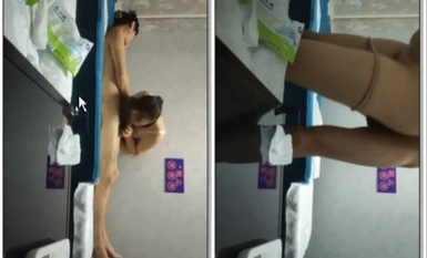 Club female tanning little brother to play great health care, slutty girl big sister massage play cock, deep throat oral sex great, let the little brother rub milk play pussy all kinds of pumping, more than just a wonderful stimulation of the waves and sc