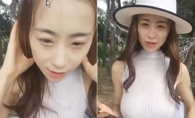 高顏值幽默妹子海邊沙灘大膽露出,旁邊全是遊客,翹著屁股掰開臊茓,還專門找路人聊天,故意走光給他看.