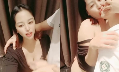 酒窝气质新人御姐！约炮友激情操 逼，太骚了抓这手揉奶子，站立后入大屁股，骑乘深插爆操.