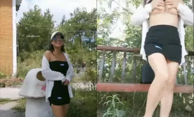 Atas~ Perempuan murahan yang kelaparan itu memulakan perbualan di alam liar dan mula menidurinya, menjerat pekerja asing dan pengawal keselamatan itu.