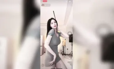 [Douyin hit nặng] Nữ thần nổi tiếng [Strawberry Shortcake] lần đầu tiên lộ ba điểm trên quy mô lớn [Buổi phát sóng trực tiếp của Chị Ding] Tháng 9 (3)