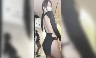 【抖音重磅】人氣女神【草莓小甜心】首次超大尺度露三點【丁姐直播】9月 (20)