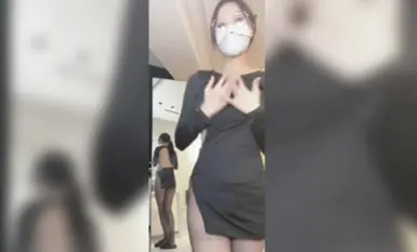 【抖音重磅】人氣女神【草莓小甜心】首次超大尺度露三點【丁姐直播】9月 (13)