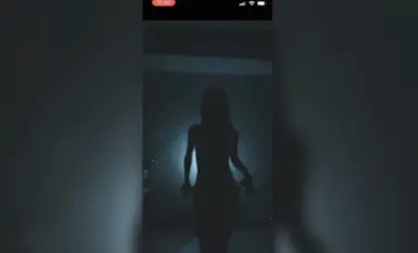 抖音重磅：56W粉絲女神【草莓小甜心】【丁姐】高價走私直播秀 (3)