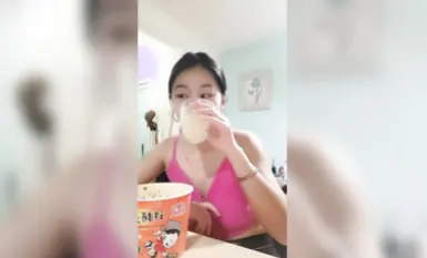 อัพเดทตามคำขอ! นักศึกษาหน้าอกสวย ~ [Stars in Eyes] ช่วยตัวเองด้วยอุปกรณ์ประกอบฉาก ~ สวยเซ็กซี่มาก! (6)