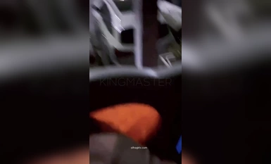 約炮大神『KINGMAST』路邊游樂場 野戰被圍觀+潮吹_(new)