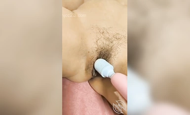 海角社區《披風少年》亂倫新作-和老媽晨炮 捅屁眼爆菊花真帶勁好爽 水特別多 直接內射 一鏡到底