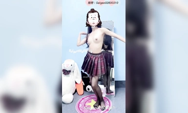 เทพธิดาแห่งการเต้นรำเปลือยอันดับต้น ๆ ของ Twitter "Xiao Jian" การเต้นรำเปลือยสุดเซ็กซี่ที่ปรับแต่งล่าสุดถ่ายส่วนตัวพร้อมการเปลี่ยนแปลงเสื้อผ้าต่าง ๆ น่ารักสุด ๆ มีเสน่ห์หน้าอกสวยและหีอ่อนโยนในความละเอียดสูง (27)