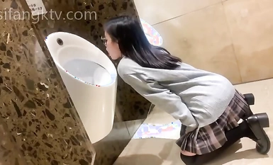 強抖音風蘿莉網紅女神 裸舞+啪啪+露出+紫薇+美乳+內射+粉穴 一次看爽 (39)