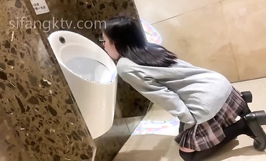 強抖音風蘿莉網紅女神 裸舞+啪啪+露出+紫薇+美乳+內射+粉穴 一次看爽 (39)