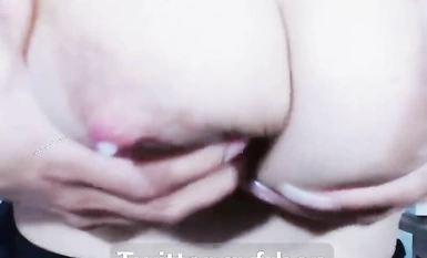 推特顏值孕婦『奶牛夫人』讓人瘋狂的爆奶孕婦甜美汁液 操孕婦可內射 高清 (10)