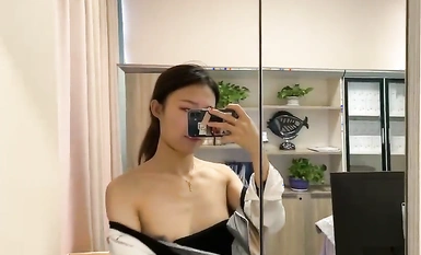 十月最新流出 【2022年度最佳泄密】長春電影學院薛佳欣與男友性愛 (10)