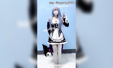 เทพธิดาแห่งการเต้นรำเปลือยอันดับต้น ๆ ของ Twitter "Xiao Jian" การเต้นรำเปลือยสุดเซ็กซี่ที่ปรับแต่งล่าสุดถ่ายส่วนตัวพร้อมการเปลี่ยนแปลงเสื้อผ้าต่าง ๆ น่ารักสุด ๆ มีเสน่ห์หน้าอกสวยและหีอ่อนโยนในความละเอียดสูง (12)