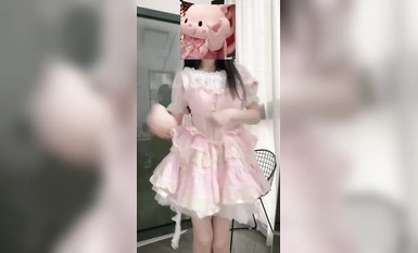 強抖音風蘿莉網紅女神 裸舞+啪啪+露出+紫薇+美乳+內射+粉穴 一次看爽 (50)