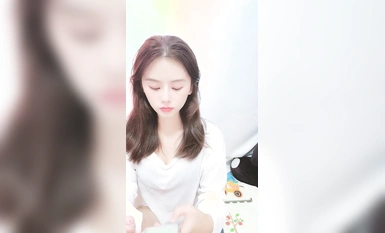 행운 중의 행운] 대조적인 황실 소녀들! 대화 도중에 ~ 소품 자위 ~ 거친 분출 ~! (27)