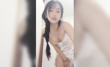 核彈！超美校花~20小時~【汪羊羊】騷舞自慰~爽到起飛~！ (9)