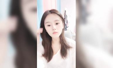 [Tuah paling bertuah] Kontras Kakak Diraja~!! Semasa panggilan~Melancap dengan prop~Memancut liar~! (10)