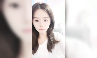 【最幸運的幸運】反差御姐~!!通話中~道具自慰~狂噴水~！ (9)