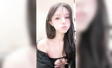 核彈！綠播女神~20小時~【香奈奈】超美網紅臉~狂擼到爆蛋~！ (6)