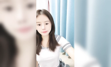 【最幸運的幸運】反差御姐~!!通話中~道具自慰~狂噴水~！ (21)