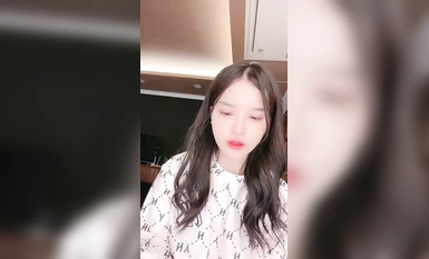 核彈！極品尤物~20小時~【幼貓】天然美乳~這身材絕了 (13)