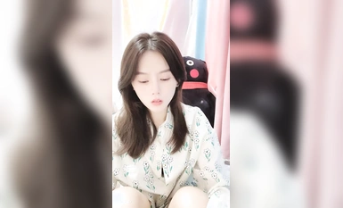 幸運の女神】対照的な皇室女子！会話中に～ プロップオナニー～ 乱れ噴射～！ (22)