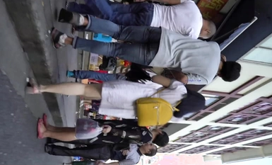 美女聚集地橫掃商場步行街極限抄底各種類型風格小姐姐裙底 (59)