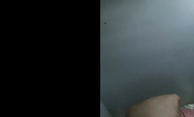 [Premium TP] Mengintip pelbagai wanita muda yang kencing, mandi dan menukar pakaian di bilik mandi berpartition di pantai! Masih penggambaran selepas ditemui (13)