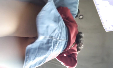 美女聚集地橫掃商場步行街極限抄底各種類型風格小姐姐裙底 (31)