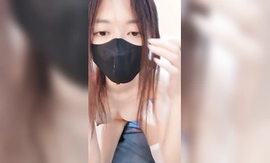 新人！清純女神！超級漂亮~【奧特曼】扣穴自慰！爽到高潮~ (1)