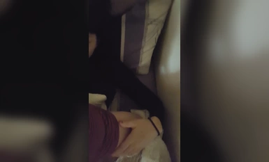 เด็กสาวรุ่นพี่ที่ได้รับมอบหมายให้เป็นผู้นำฝึกงานในบริษัทถูกอาจารย์กินสำเร็จหลังจากเข้ากันได้ทั้งกลางวันและกลางคืน เธอเก่งมากในการเลียน้ำแตกบนใบหน้าทุกชนิด (7)