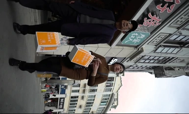 美女聚集地橫掃商場步行街極限抄底各種類型風格小姐姐裙底 (57)