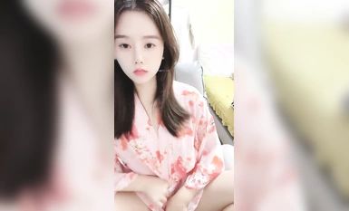 擼管推薦！超級超級漂亮~【你的哩哩哩】自慰高潮！狂噴水~ (5)