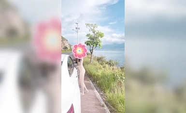 頂級露出藝術家『娜娜』最新瘋狂露出 無內大膽遊走在街頭 如入無人之境 各種在人前露出 真的吊 (2)