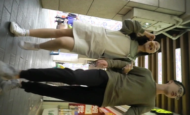 美女聚集地橫掃商場步行街極限抄底各種類型風格小姐姐裙底 (16)