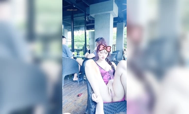 ศิลปินท็อปเอ็กซ์โพเรชั่น “นาน่า” เผยความบ้าระห่ำ ใหม่ล่าสุด เดินอย่างกล้าหาญบนท้องถนนราวกับไม่มีใครอยู่ เปิดเผยตัวเองต่อหน้าผู้คน (8)