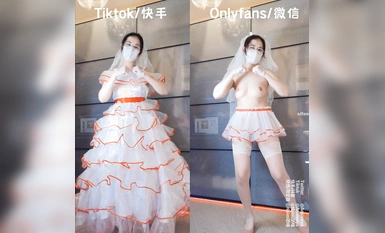 《精品❤️福利分享》抖音快手推特等全網同名極品網紅嫩妹Naimi奶咪快樂性福的新娘極品饅頭嫩逼戴肛塞同框反差裸舞2K原畫2