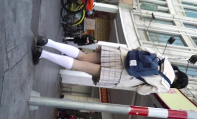 美女聚集地橫掃商場步行街極限抄底各種類型風格小姐姐裙底 (5)