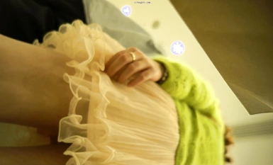 美女聚集地橫掃商場步行街極限抄底各種類型風格小姐姐裙底 (65)