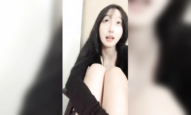 【泡泡咕】校花女神~!強勢回歸~黑絲長腿~掰穴柔逼~狂擼 (8)