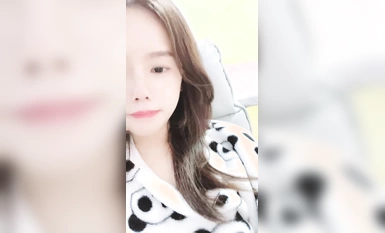 擼管推薦！超級超級漂亮~【你的哩哩哩】自慰高潮！狂噴水~ (4)