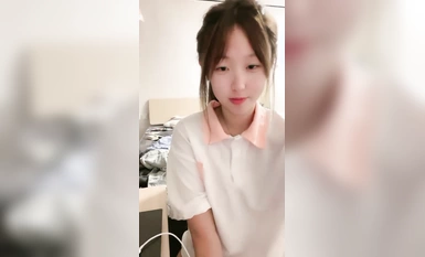 Your ideal first girlfriend! Meow Laurie is a girl with a huge face and breasts, and she can be sweet and sexy! ~ (7)