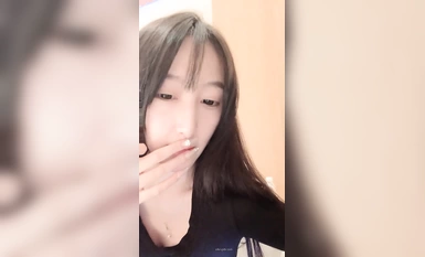 【泡泡咕】校花女神~!強勢回歸~黑絲長腿~掰穴柔逼~狂擼 (12)